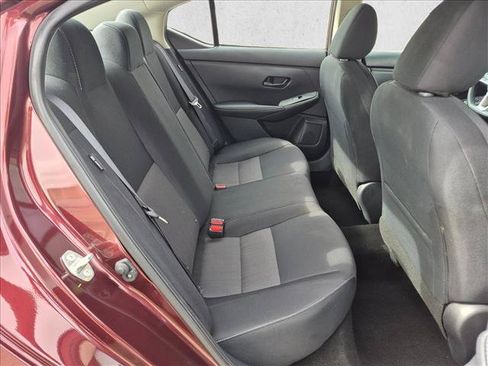 Used 2024 Nissan Sentra SV FWD image 18