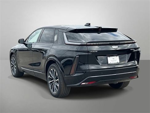 New 2026 Cadillac Lyriq Sport image 16