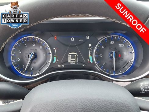 Used 2024 Chrysler Pacifica Limited FWD image 22