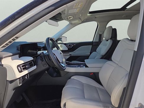 New 2025 Lincoln Aviator Reserve w/ Equipment Group 201A image 12