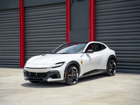 Used 2025 Ferrari Purosangue AWD/4WD image 1