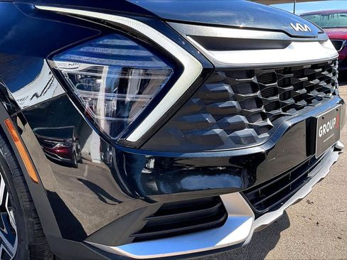 Used 2024 Kia Sportage LX image 29