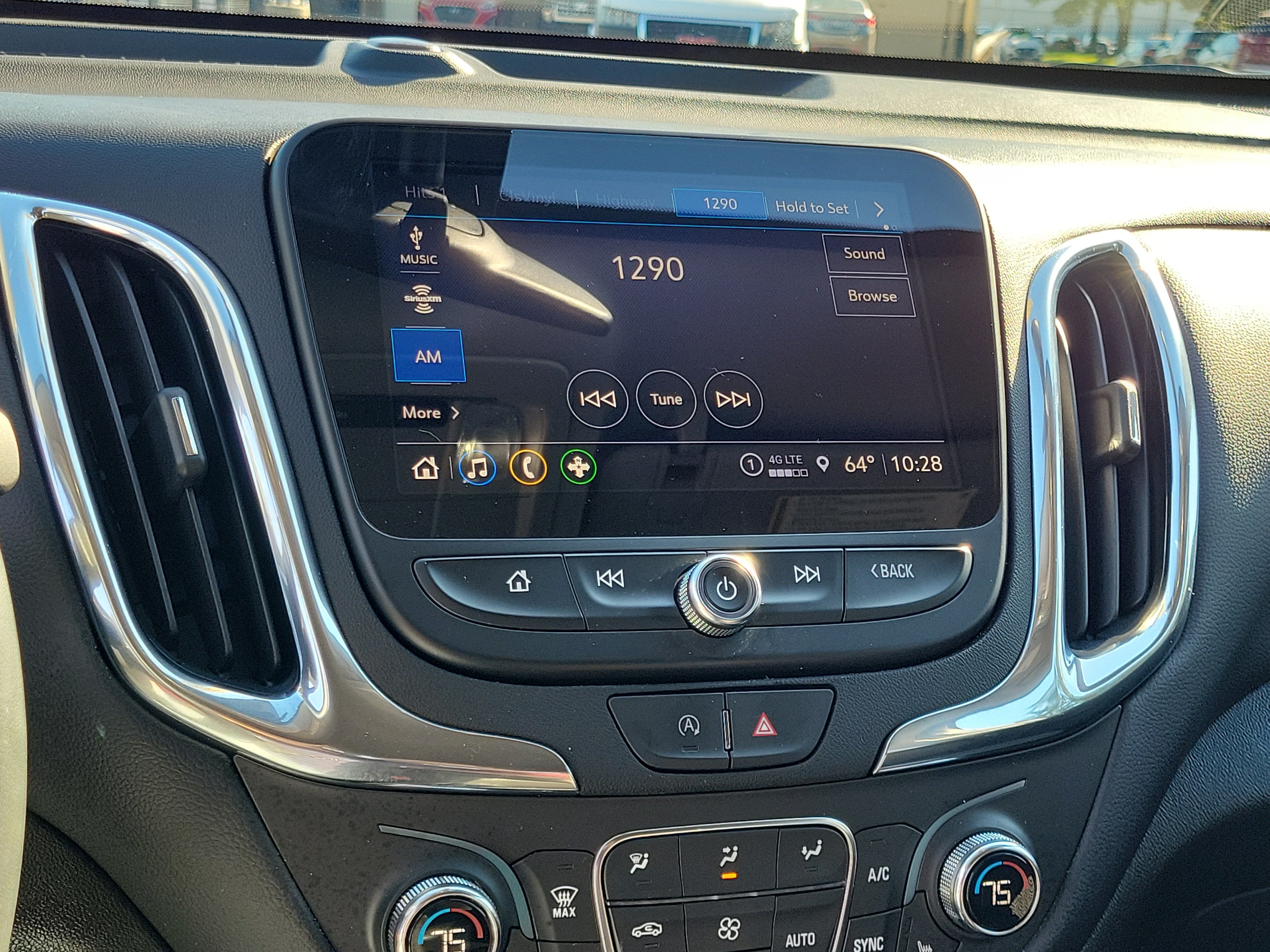 Used 2024 Chevrolet Equinox LT FWD image 26