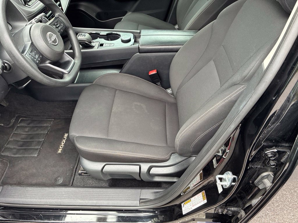 Used 2024 Nissan Rogue S AWD/4WD image 12