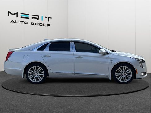 Used 2019 Cadillac XTS Luxury image 10