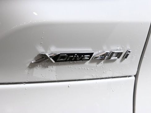 New 2026 BMW X5 xDrive40i w/ M Sport Package image 39