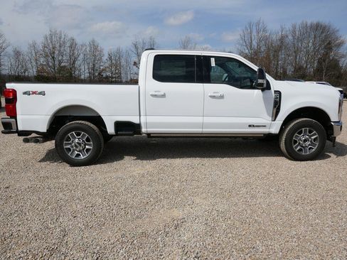 New 2026 Ford F250 Lariat image 4