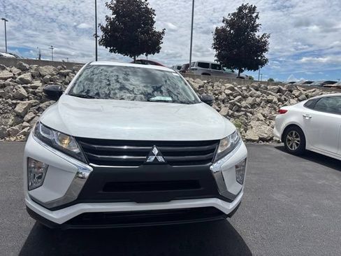 Used 2019 Mitsubishi Eclipse Cross LE AWD/4WD image 2