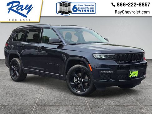 Used 2024 Jeep Grand Cherokee L Limited w/ Black Appearance Package AWD/4WD image 1