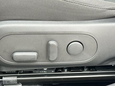 New 2025 Hyundai Kona SEL FWD image 27