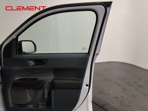 Used 2023 Ford Maverick XL image 42