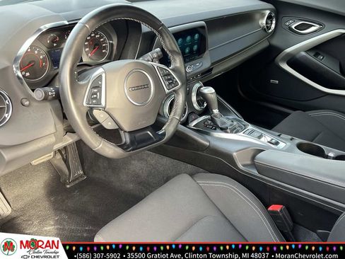 Certified 2022 Chevrolet Camaro LT w/ Technology Package image 18
