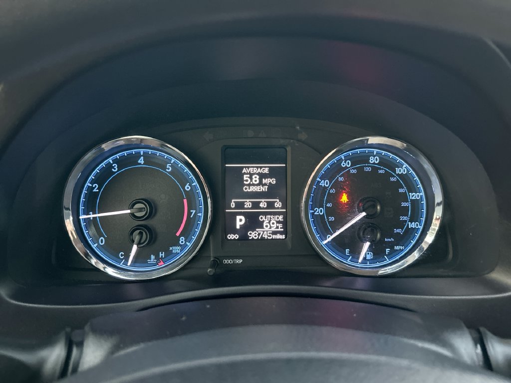 Used 2018 Toyota Corolla LE FWD image 20