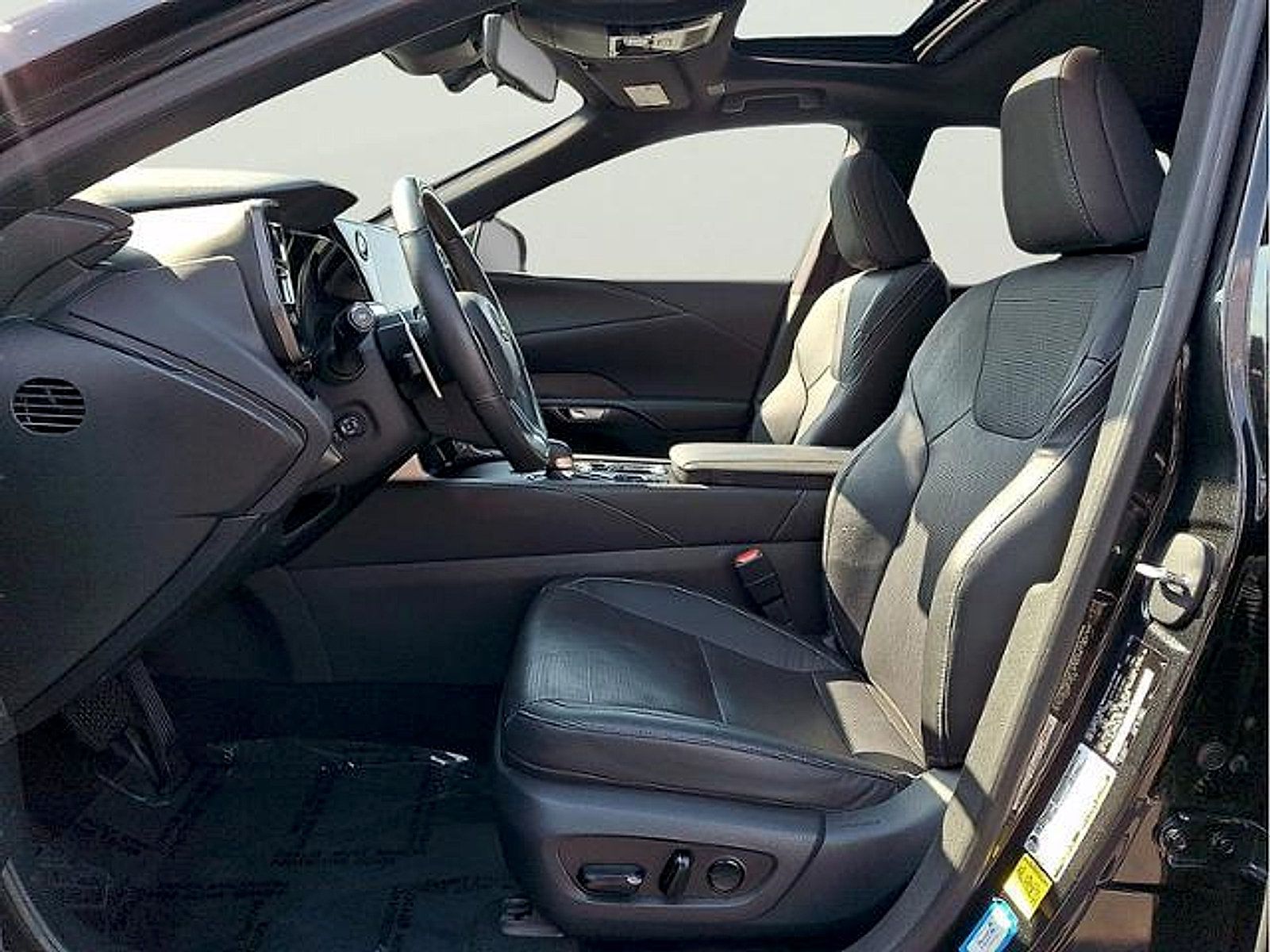 Certified 2023 Lexus RX 350 Premium Plus w/ Accessory Package AWD/4WD image 14