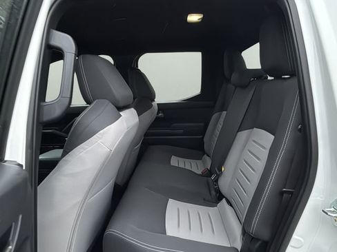 Used 2024 Toyota Tacoma TRD Sport AWD/4WD image 18