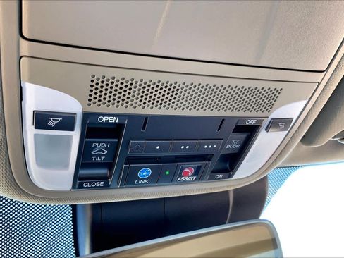 Used 2018 Acura TLX V6 w/ Technology Package image 34