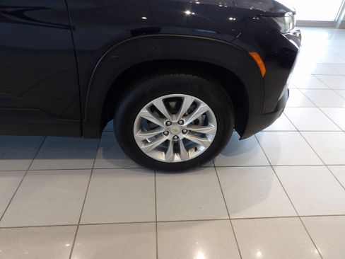 Used 2021 Chevrolet TrailBlazer LS FWD image 23