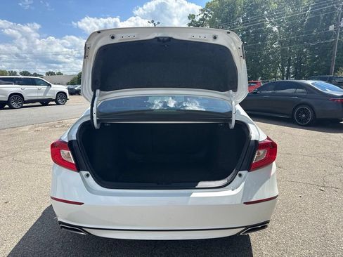 Used 2022 Honda Accord Sport image 27