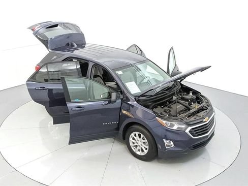 Used 2019 Chevrolet Equinox LS w/ LS Convenience Package FWD image 39