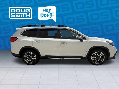 Used 2023 Subaru Ascent Touring AWD/4WD image 5