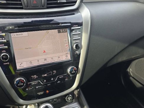 Used 2024 Nissan Murano SL image 13