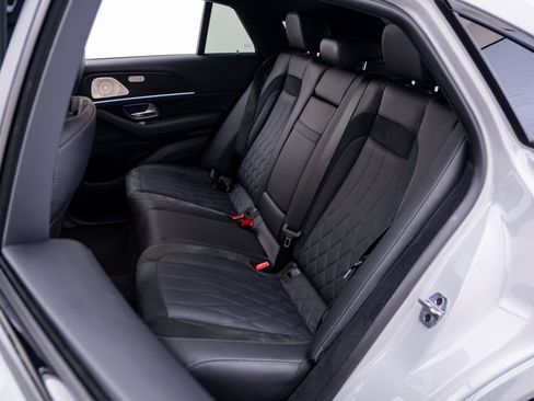 Used 2025 Mercedes-Benz GLE 63 AMG S image 19