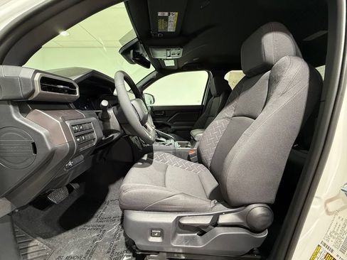 New 2026 Toyota Tacoma SR5 AWD/4WD image 12
