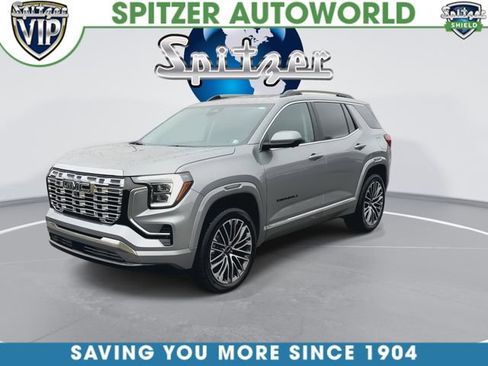 Used 2026 GMC Terrain Denali w/ LPO, Black Badging Package image 4