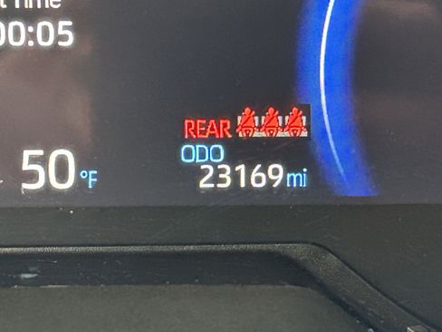 Certified 2025 Toyota RAV4 LE image 23