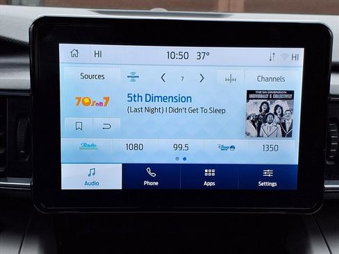 Used 2023 Ford Explorer XLT w/ Equipment Group 202A image 16