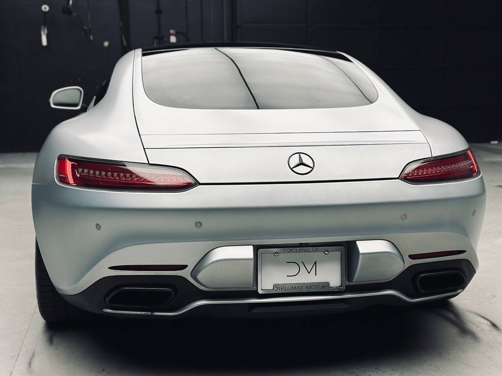 Used 2017 Mercedes-Benz AMG GT S image 16