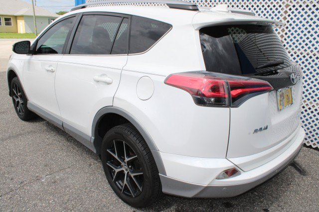 Used 2017 Toyota RAV4 SE FWD image 6