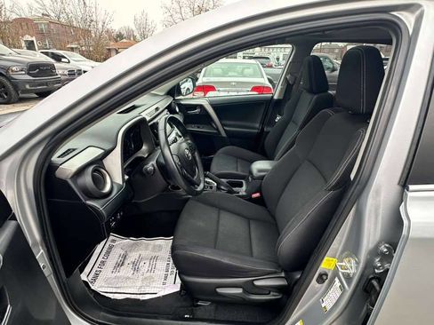 Used 2018 Toyota RAV4 XLE w/ Plus Extra Value Package image 10