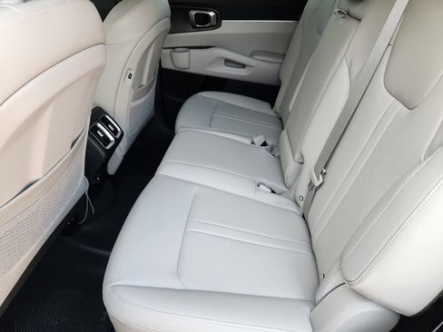 New 2026 Kia Sorento S image 19