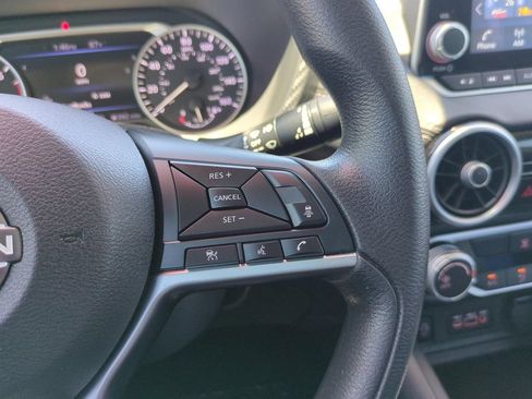 Certified 2025 Nissan Sentra SV FWD image 18