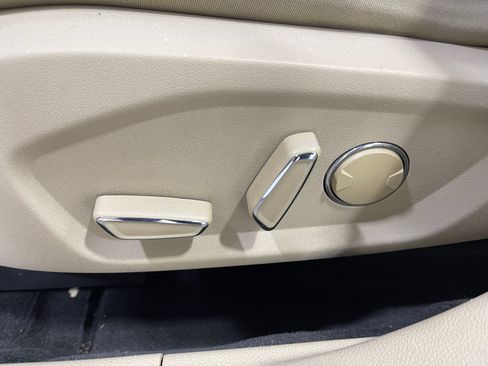 Used 2013 Ford Fusion SE FWD image 15