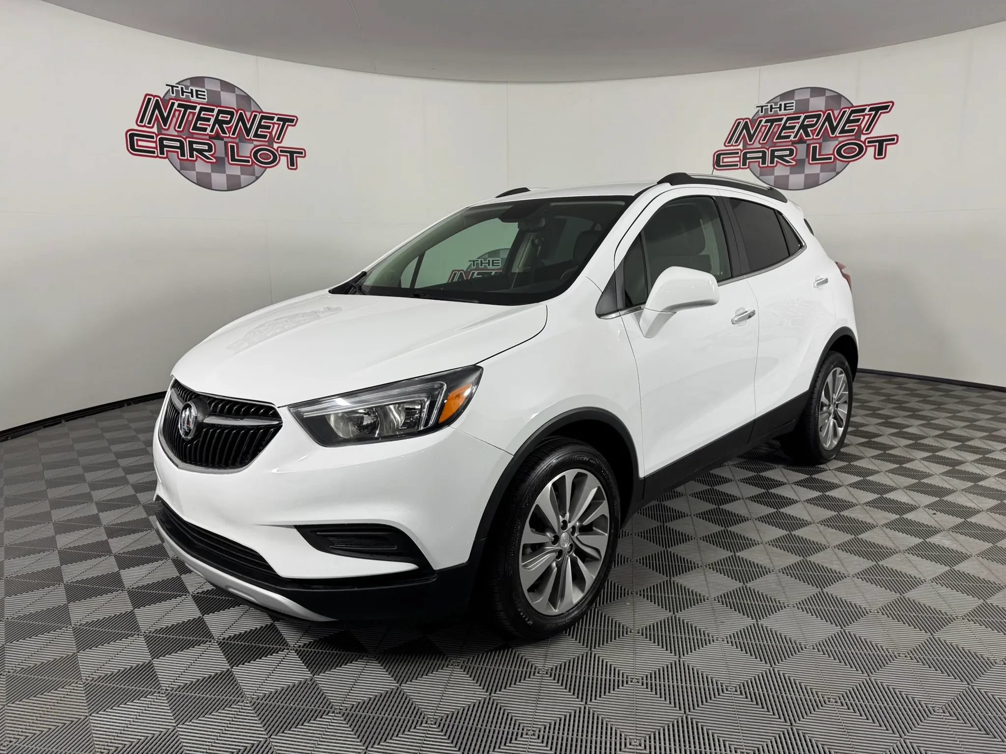 Used 2020 Buick Encore Preferred FWD image 3