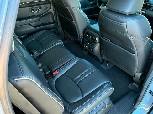 Used 2023 Honda Pilot Elite image 23