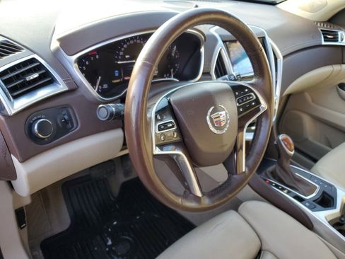 Used 2016 Cadillac SRX Luxury image 9