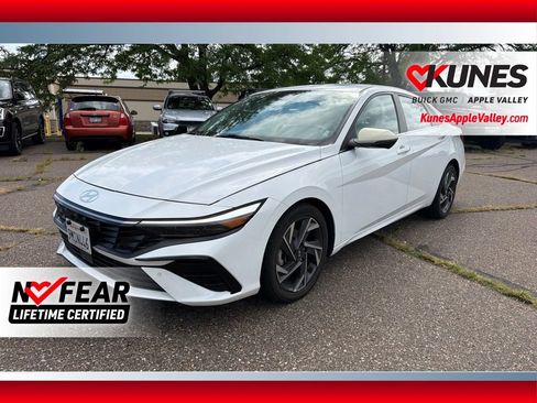 Used 2024 Hyundai Elantra Limited FWD image 1
