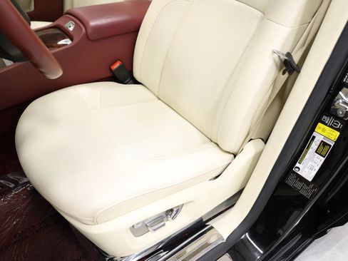 Used 2013 Rolls-Royce Ghost RWD image 19