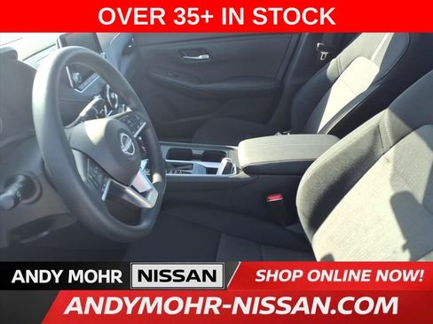 New 2025 Nissan Sentra SV image 8