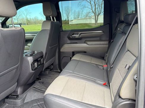 Used 2024 Chevrolet Silverado 1500 ZR2 w/ Technology Package AWD/4WD image 13