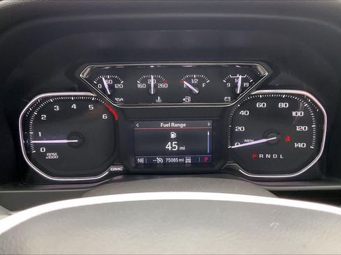 Used 2021 GMC Sierra 2500 SLT w/ SLT Premium Package AWD/4WD image 24