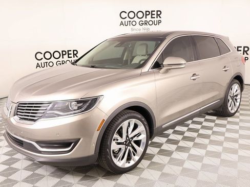 Used 2018 Lincoln MKX Reserve w/ Driver Assistance Package image 10