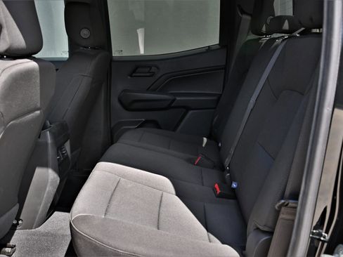 Used 2024 Chevrolet Colorado W/T w/ Safety Package image 23