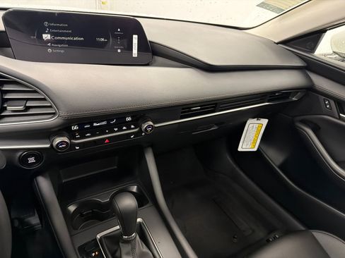 New 2026 MAZDA MAZDA3 2.5 S Sedan w/ Preferred Pkg FWD image 22