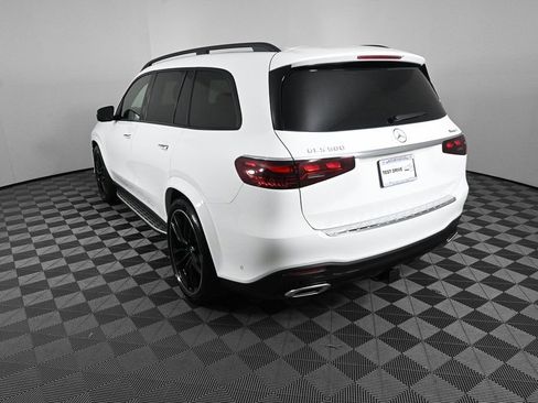 New 2026 Mercedes-Benz GLS 580 4MATIC image 4