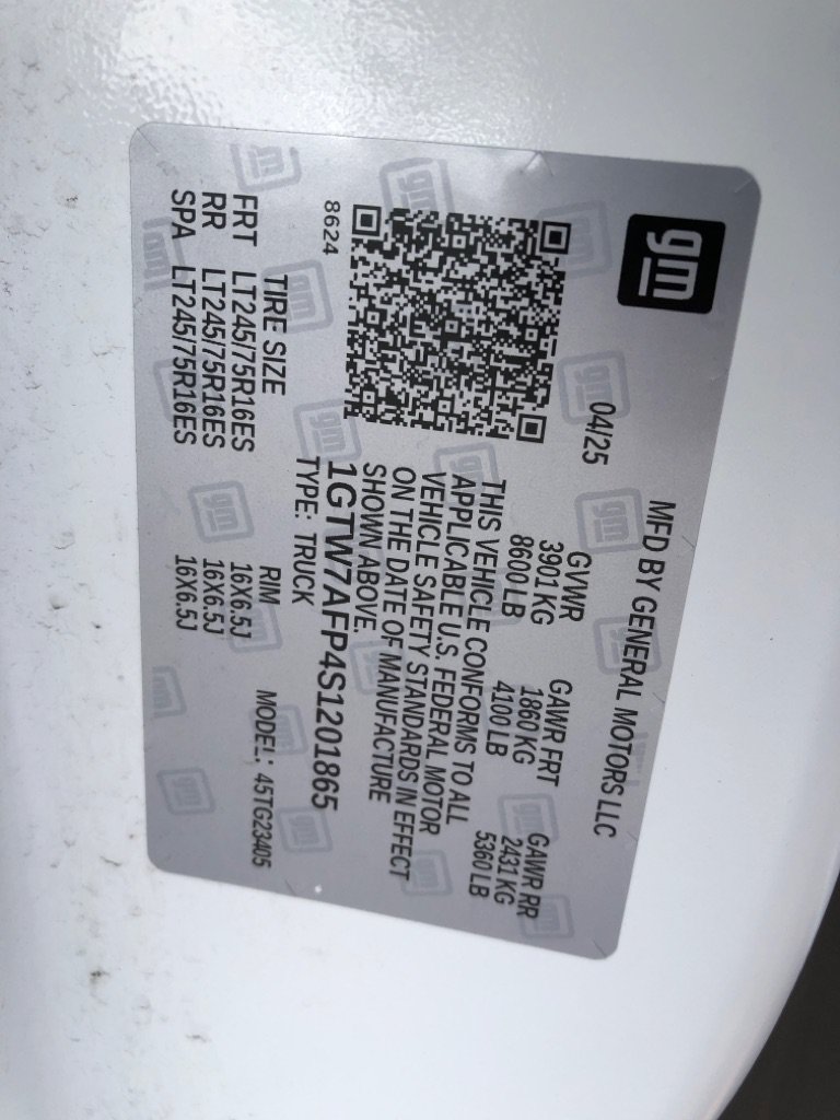 Used 2025 GMC Savana 2500 w/ Driver Convenience Package RWD image 36