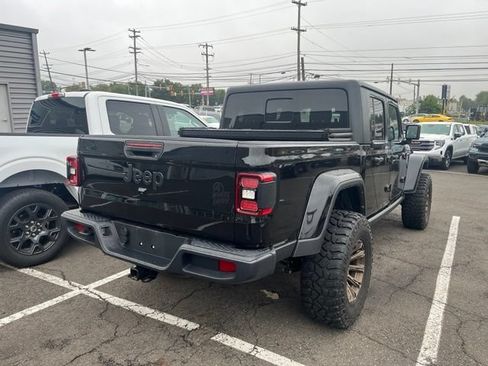 Used 2024 Jeep Gladiator Sport AWD/4WD image 6